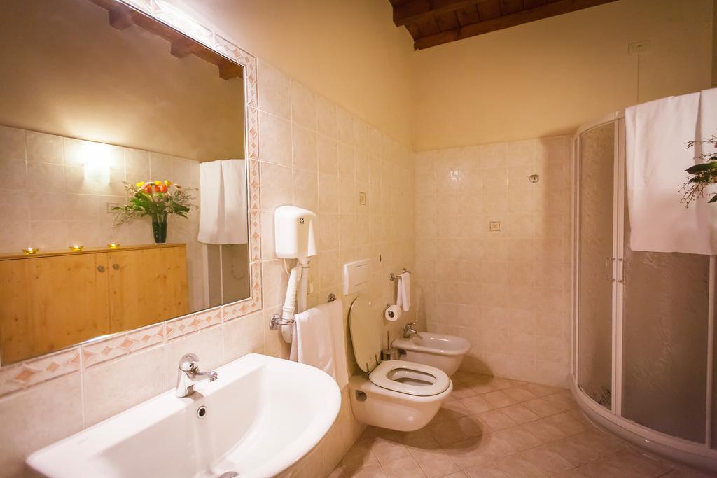 Hotel Alla Corte Dei Bicchi Cavriana Room photo